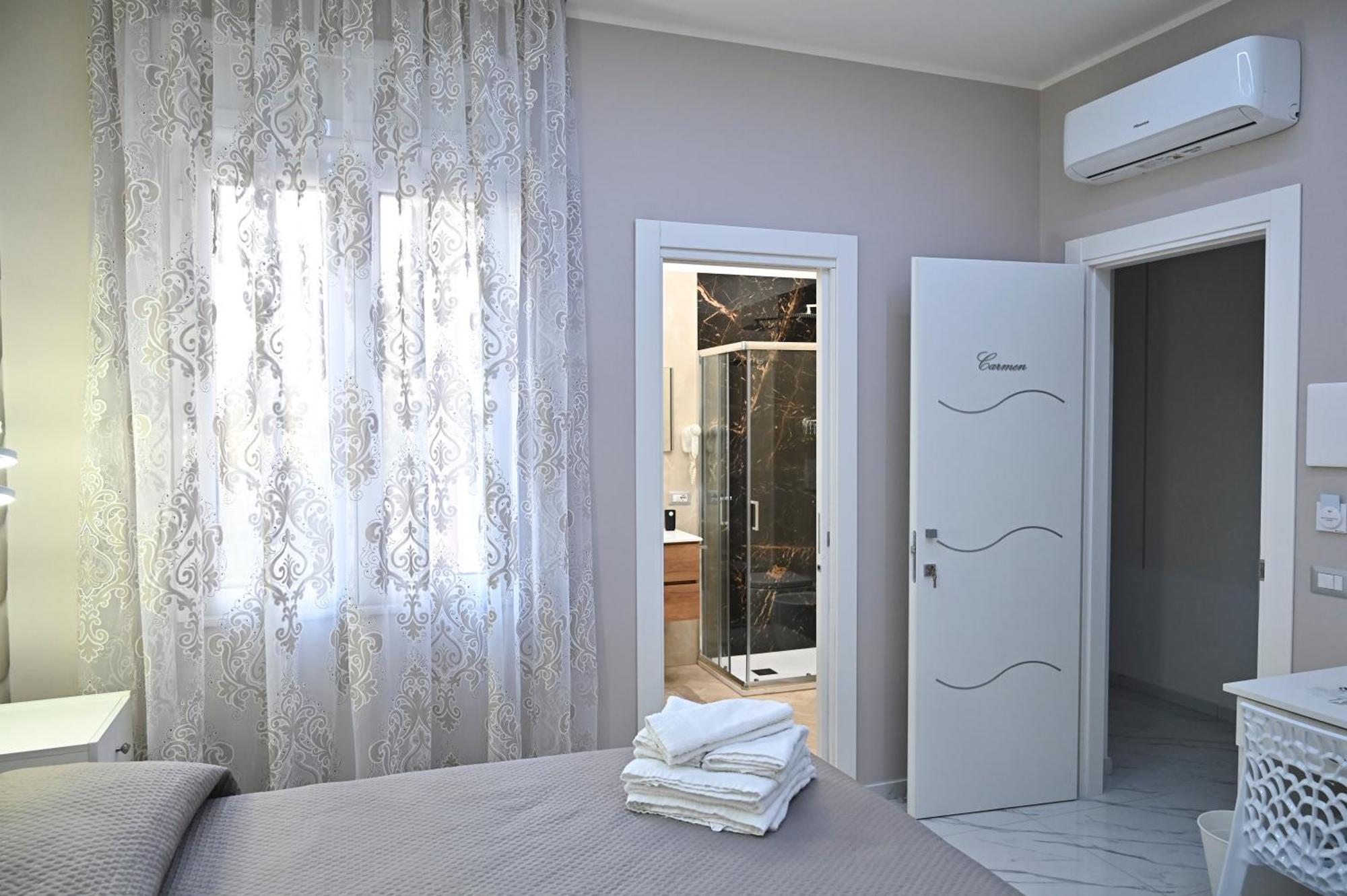 Bebsantaniellohouse1 Couette-café *