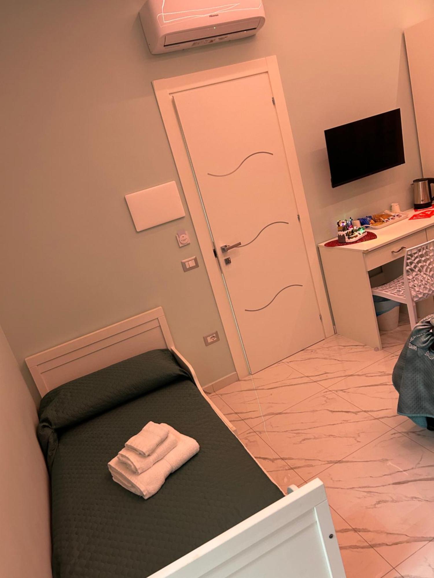 Couette-café Bebsantaniellohouse1