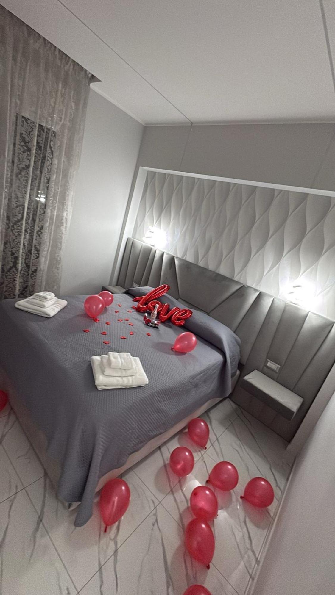 Bebsantaniellohouse1 * Naples